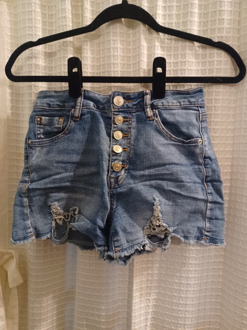 Rue21 Light Blue Distressed Button-Front Jean Shorts